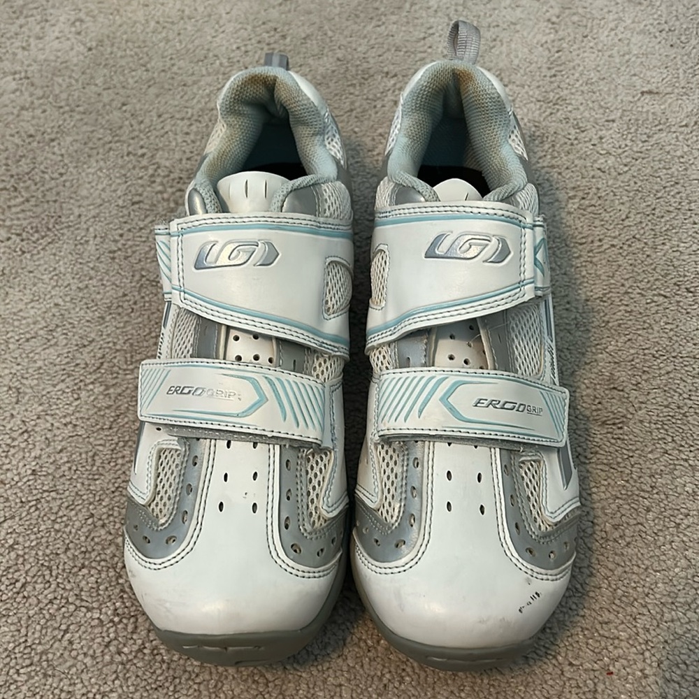 Garneau ergo grip cycling shoes